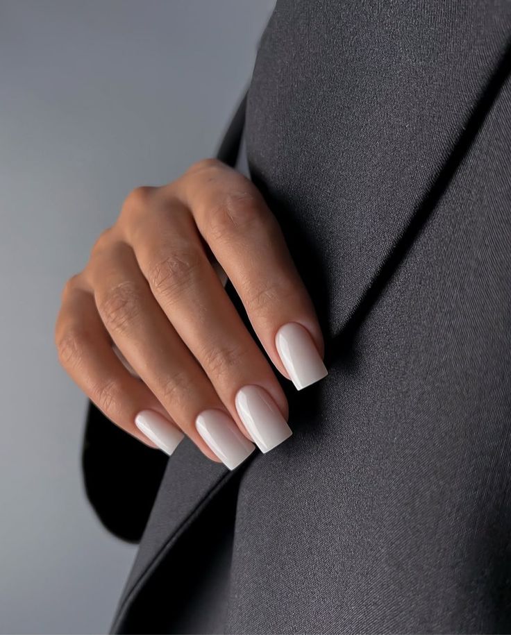 FORMACIÓN PROFESIONAL  INICIACIÓN AL POLYGEL Y MANICURA COMBINADA