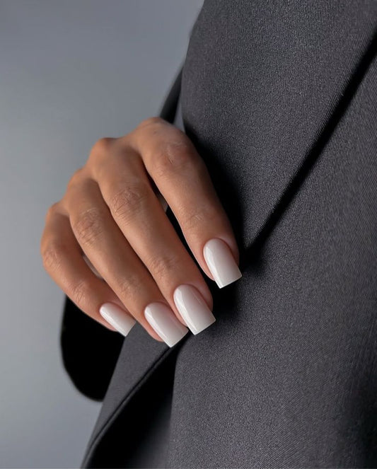 FORMACIÓN PROFESIONAL  INICIACIÓN AL POLYGEL Y MANICURA COMBINADA